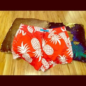 TORI RICHARD SHORT 6